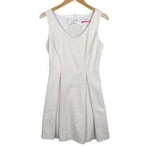 NAF NAF Cream Dimond Textured V-Neck Sleeveless Cross Back Mini Dress Size 40